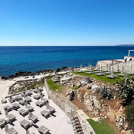 Dehomes - Castro Sul Mare Apartmán *